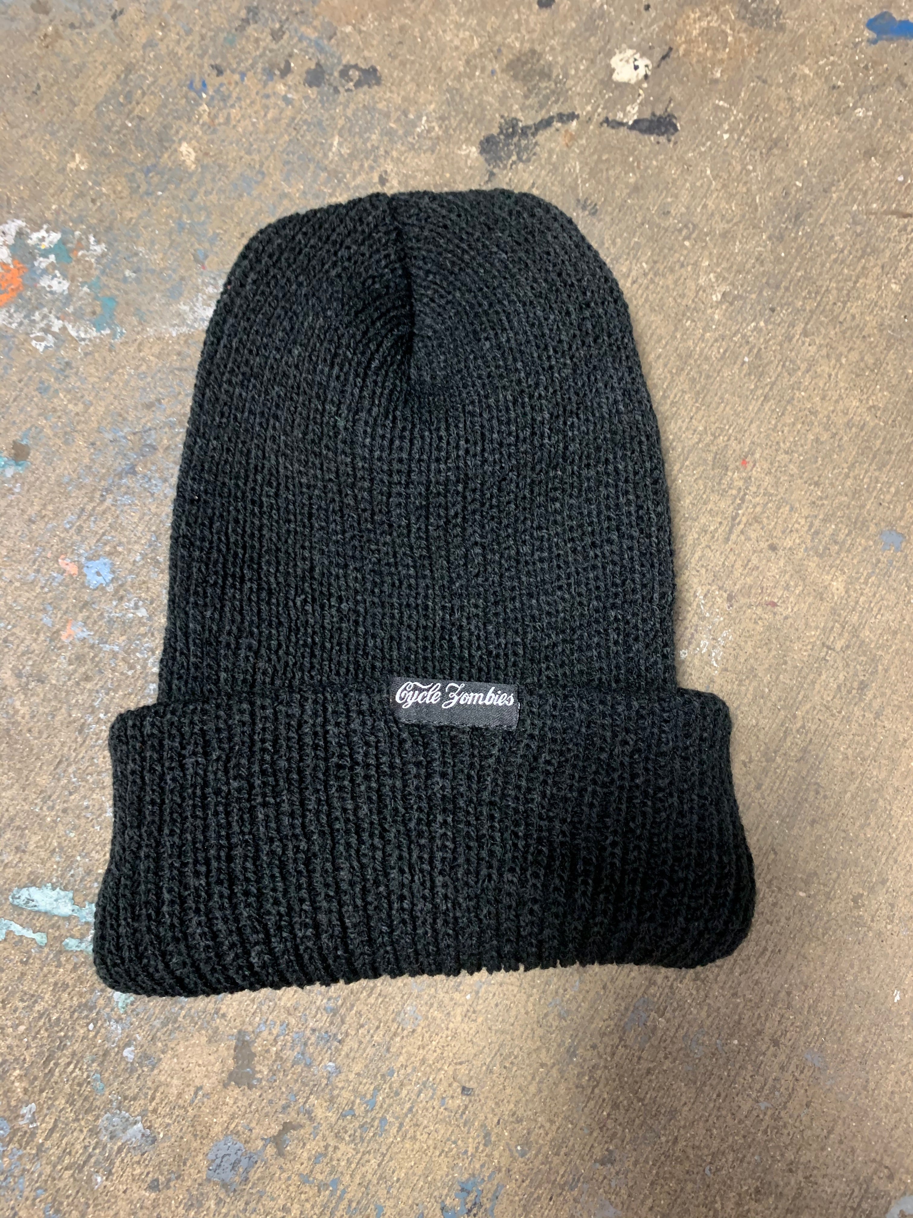 Script Label Beanie | Cycle Zombies